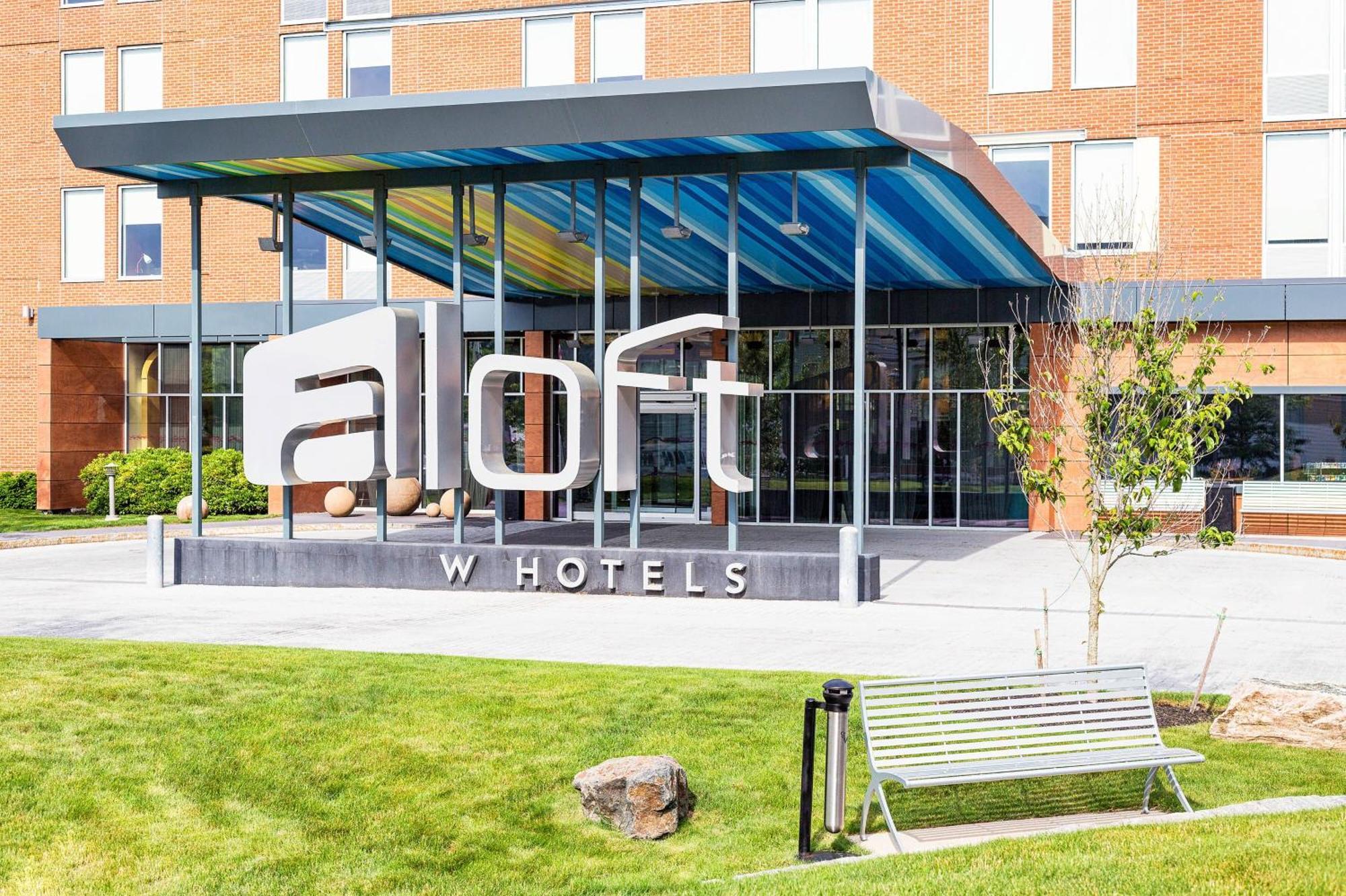 Отель Aloft Лексингтон Экстерьер фото